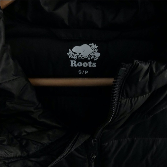 Roots Packable Down Jacket (Worn once) - Picture 2 of 4